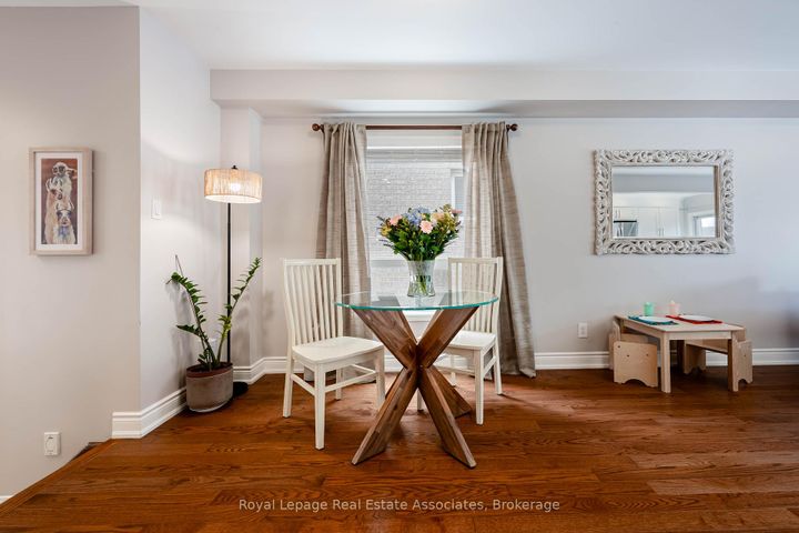 Photo 23 at 3867 Stardust Drive, Churchill Meadows, Mississauga