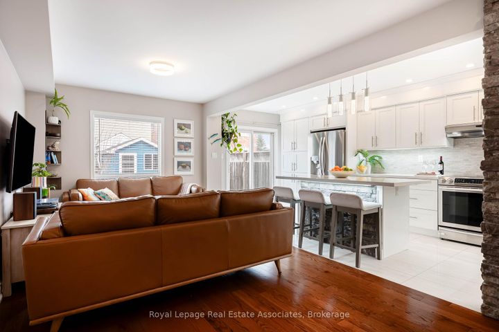 Photo 27 at 3867 Stardust Drive, Churchill Meadows, Mississauga