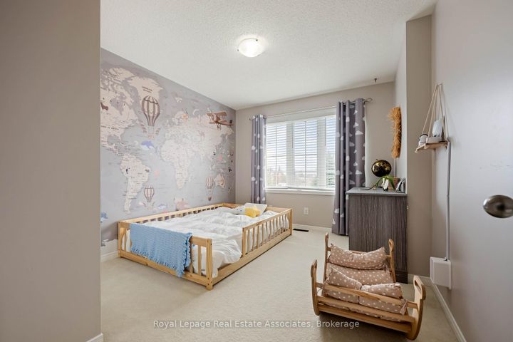 Photo 35 at 3867 Stardust Drive, Churchill Meadows, Mississauga