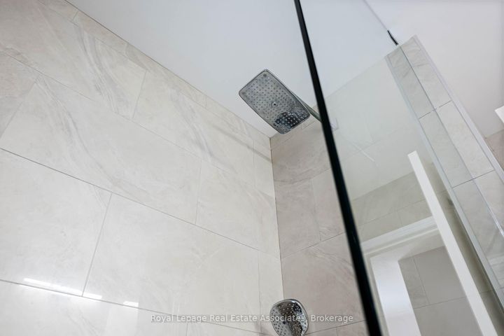 Photo 41 at 3867 Stardust Drive, Churchill Meadows, Mississauga