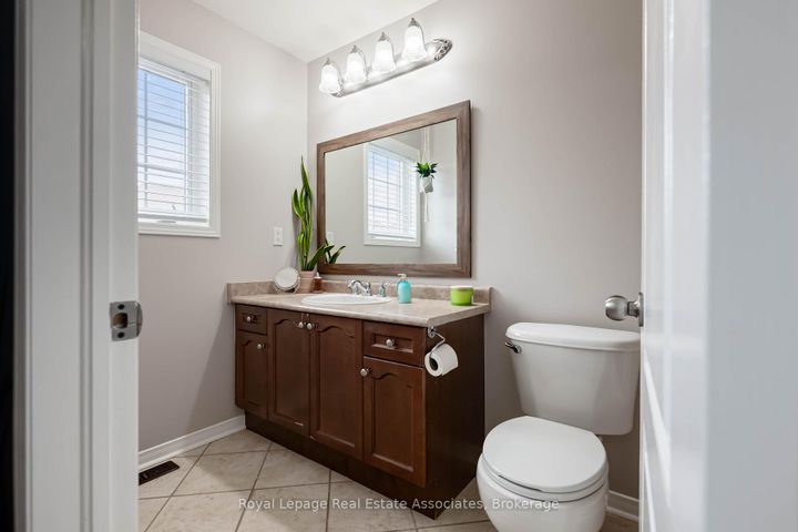 Photo 45 at 3867 Stardust Drive, Churchill Meadows, Mississauga