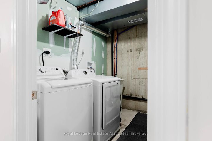 Photo 47 at 3867 Stardust Drive, Churchill Meadows, Mississauga