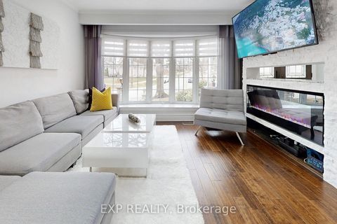 Photo 3 at 25 Mcmanus Road, The Westway, Toronto