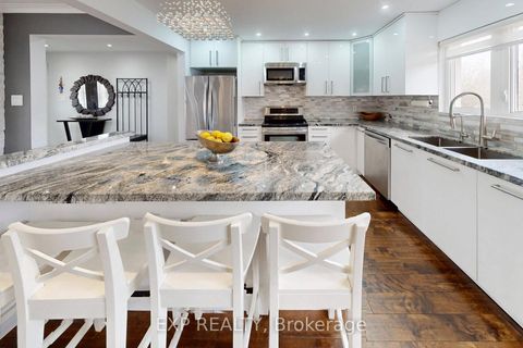 Photo 7 at 25 Mcmanus Road, The Westway, Toronto