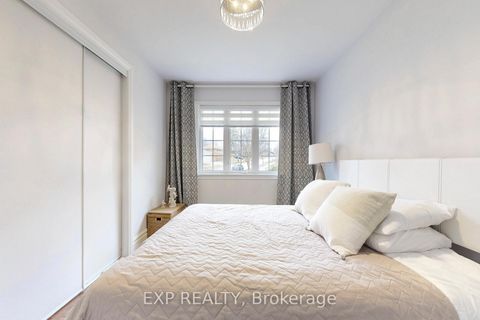 Photo 10 at 25 Mcmanus Road, The Westway, Toronto