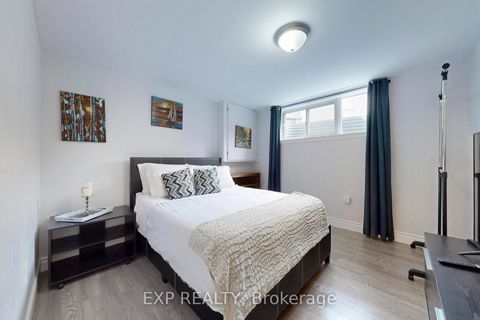 Photo 24 at 25 Mcmanus Road, The Westway, Toronto