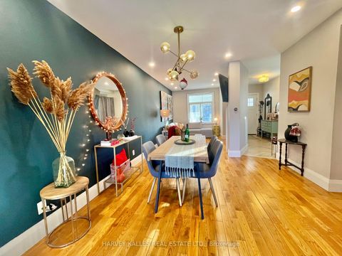 Photo 10 at 26 Leyton Avenue, Oakridge, Toronto