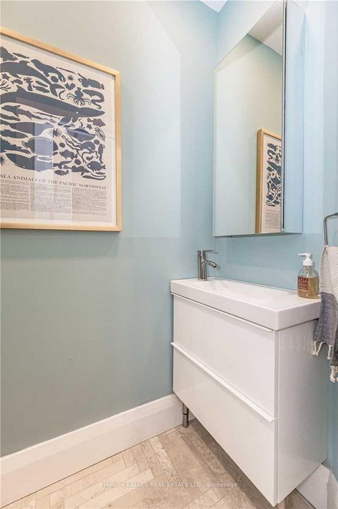 Photo 15 at 26 Leyton Avenue, Oakridge, Toronto