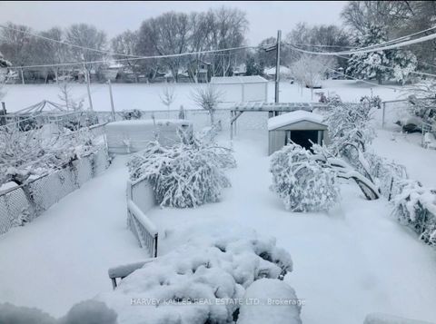 Photo 34 at 26 Leyton Avenue, Oakridge, Toronto