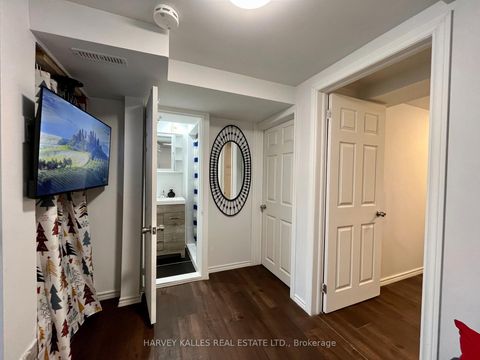 Photo 44 at 26 Leyton Avenue, Oakridge, Toronto