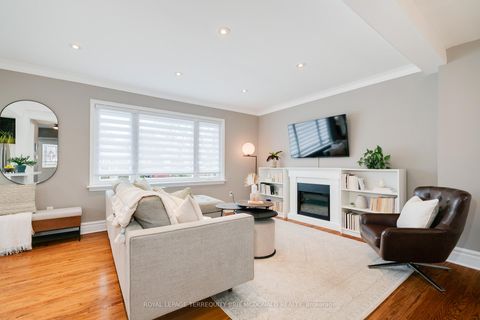 Photo 10 at 24 Boem Avenue, Maryvale, Toronto