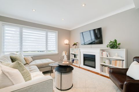 Photo 11 at 24 Boem Avenue, Maryvale, Toronto