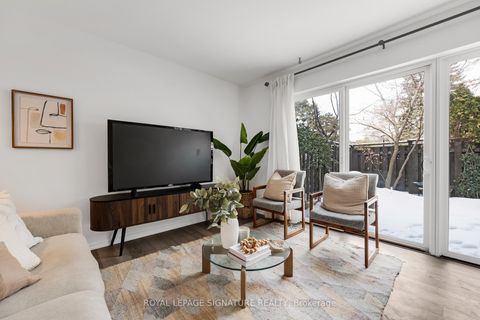 Photo 1 at 34 Sugar Millway, Windfields, Toronto