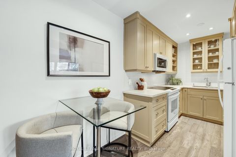 Photo 9 at 34 Sugar Millway, Windfields, Toronto