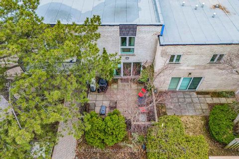 Photo 29 at 34 Sugar Millway, Windfields, Toronto