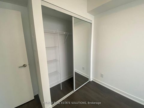 Photo 11 at 1611 - 30 Samuel Wood Way, City Centre West, Toronto