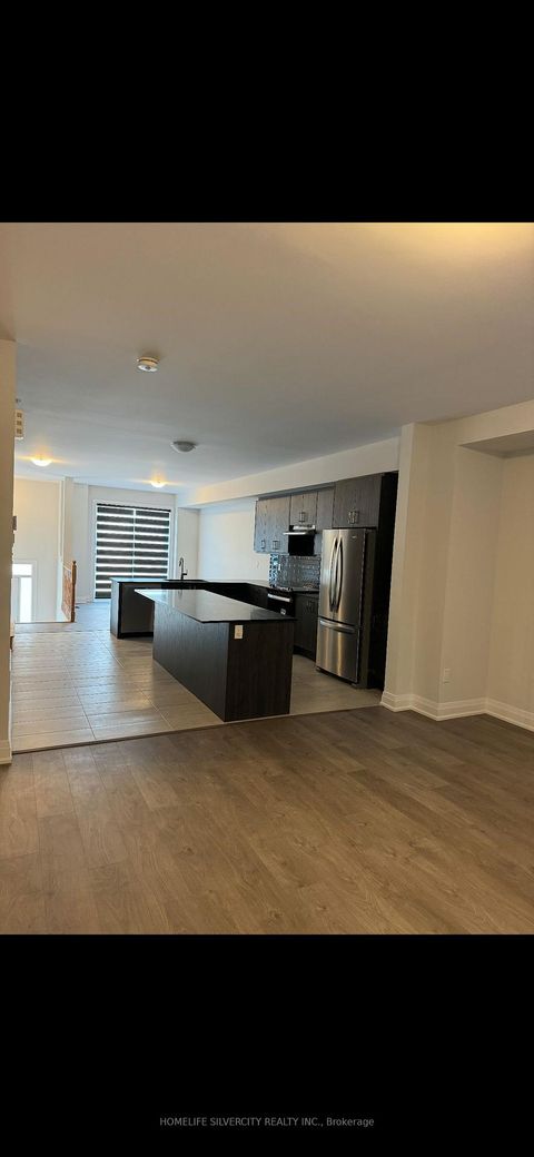 Photo 2 at 99 Seguin Street, Oak Ridges, Richmond Hill