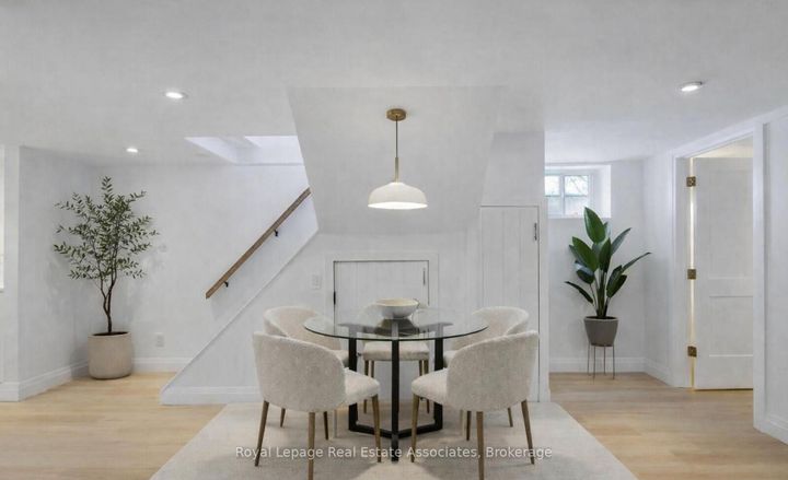 Photo 38 at 1898 Barsuda Drive, Clarkson, Mississauga