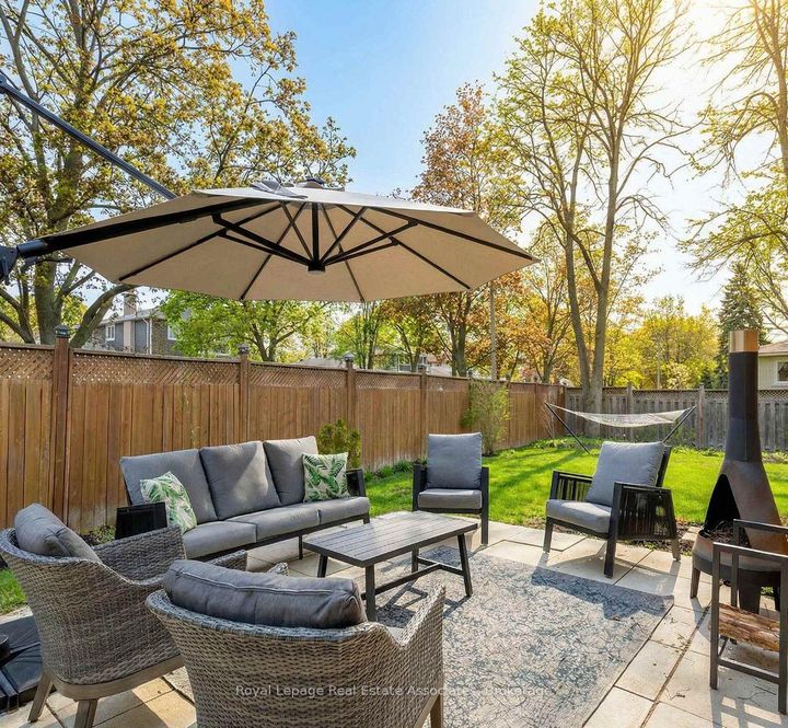 Photo 41 at 1898 Barsuda Drive, Clarkson, Mississauga