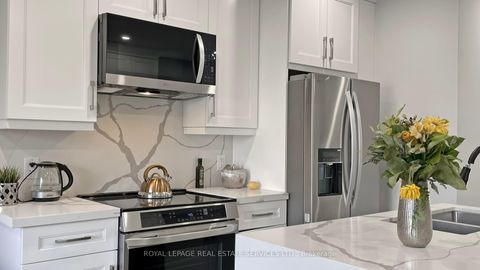 Photo 18 at 1073 Craven Road, Coxwell, Toronto