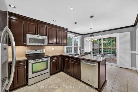 Photo 8 at 89 Marsden Court, Glenway Estates, Newmarket