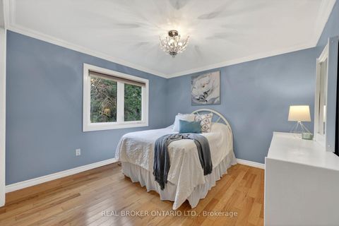 Photo 21 at 89 Marsden Court, Glenway Estates, Newmarket