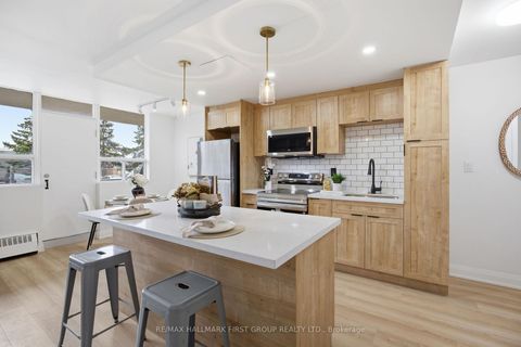 Photo 7 at 101 - 1950 Kennedy Road, Dorset Park, Toronto