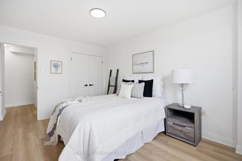 Photo 16 at 101 - 1950 Kennedy Road, Dorset Park, Toronto