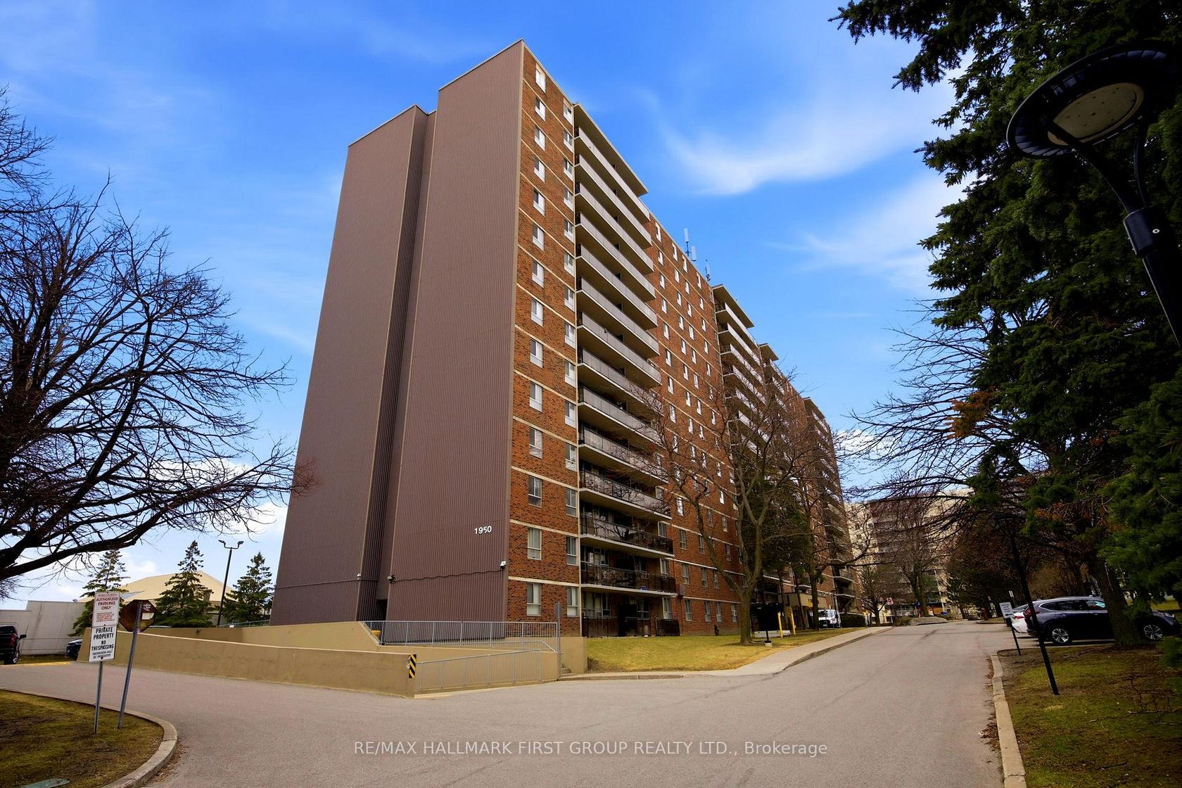101 - 1950 Kennedy Road, Dorset Park, Toronto 