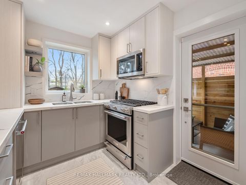Photo 15 at 8 Glenvale Boulevard, Leaside, Toronto