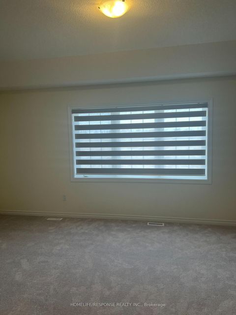 Photo 5 at 925 REXTON Drive, Kedron, Oshawa