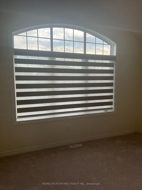 Photo 10 at 925 REXTON Drive, Kedron, Oshawa