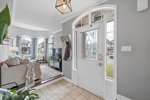 Photo 2 at 105 Zachary Place, Brooklin, Whitby