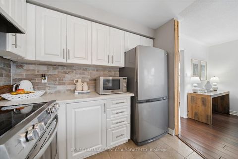 Photo 16 at 105 Zachary Place, Brooklin, Whitby