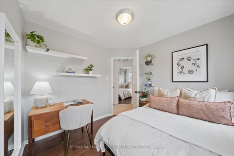 Photo 22 at 105 Zachary Place, Brooklin, Whitby