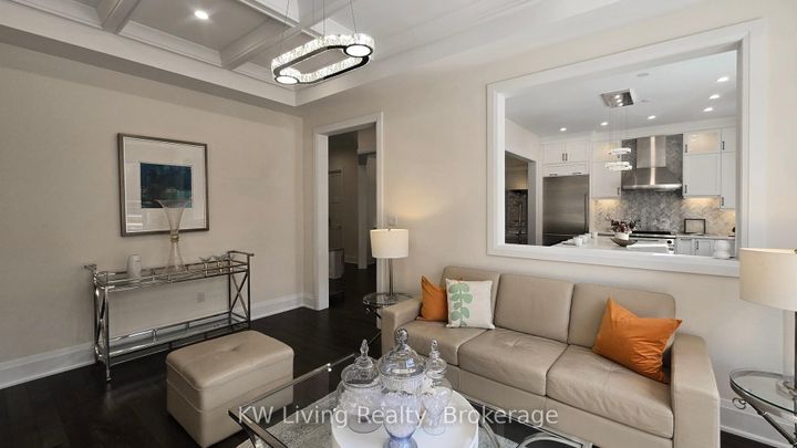 Photo 5 at 92 Giardina Crescent N, Bayview Hill, Richmond Hill