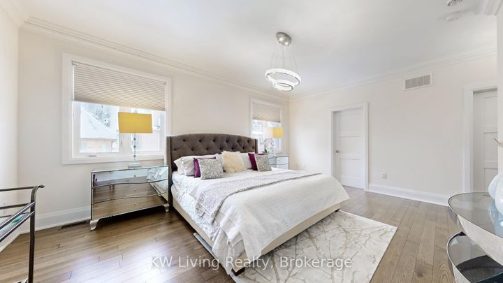 Photo 23 at 92 Giardina Crescent N, Bayview Hill, Richmond Hill