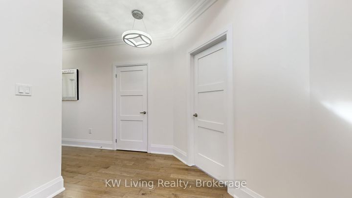 Photo 34 at 92 Giardina Crescent N, Bayview Hill, Richmond Hill