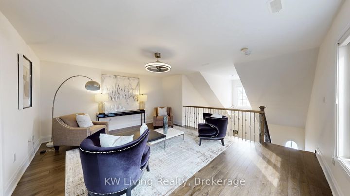 Photo 41 at 92 Giardina Crescent N, Bayview Hill, Richmond Hill