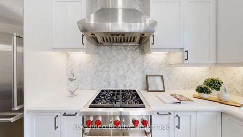 Photo 14 at 92 Giardina Crescent N, Bayview Hill, Richmond Hill