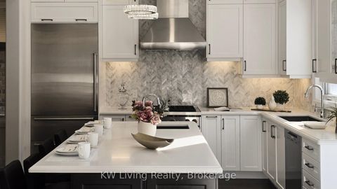 Photo 15 at 92 Giardina Crescent N, Bayview Hill, Richmond Hill