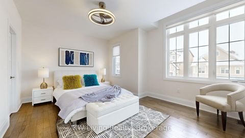 Photo 30 at 92 Giardina Crescent N, Bayview Hill, Richmond Hill