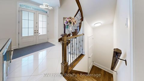 Photo 44 at 92 Giardina Crescent N, Bayview Hill, Richmond Hill