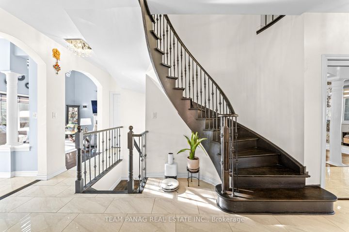 Photo 23 at 502 Fernforest Drive, Wellington, Brampton