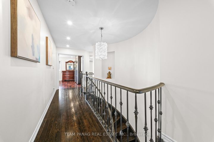 Photo 27 at 502 Fernforest Drive, Wellington, Brampton