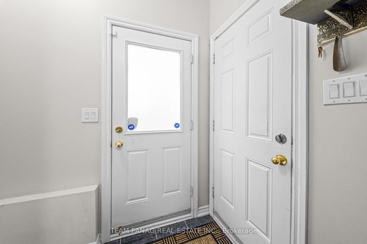 Photo 37 at 502 Fernforest Drive, Wellington, Brampton