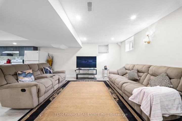 Photo 39 at 502 Fernforest Drive, Wellington, Brampton