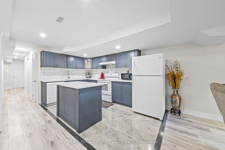 Photo 41 at 502 Fernforest Drive, Wellington, Brampton