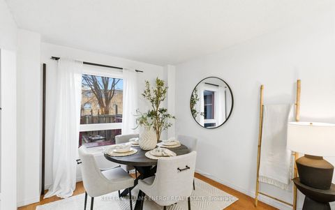 Photo 11 at 332 Elgin Street W, McLaughlin, Oshawa