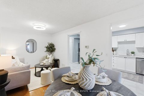 Photo 12 at 332 Elgin Street W, McLaughlin, Oshawa